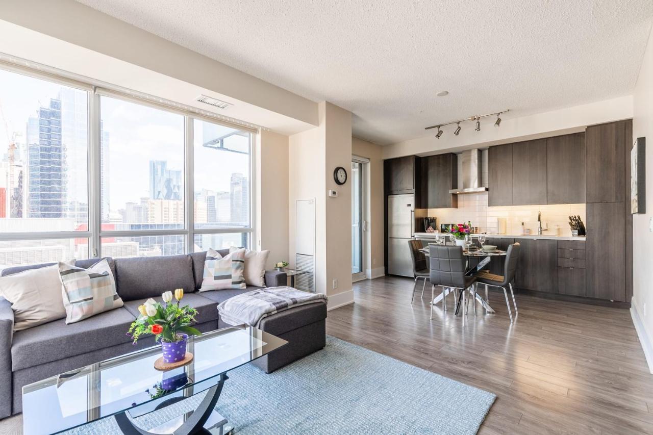 Ferienhaus Luxury 1br - King Bed - Stunning View Toronto