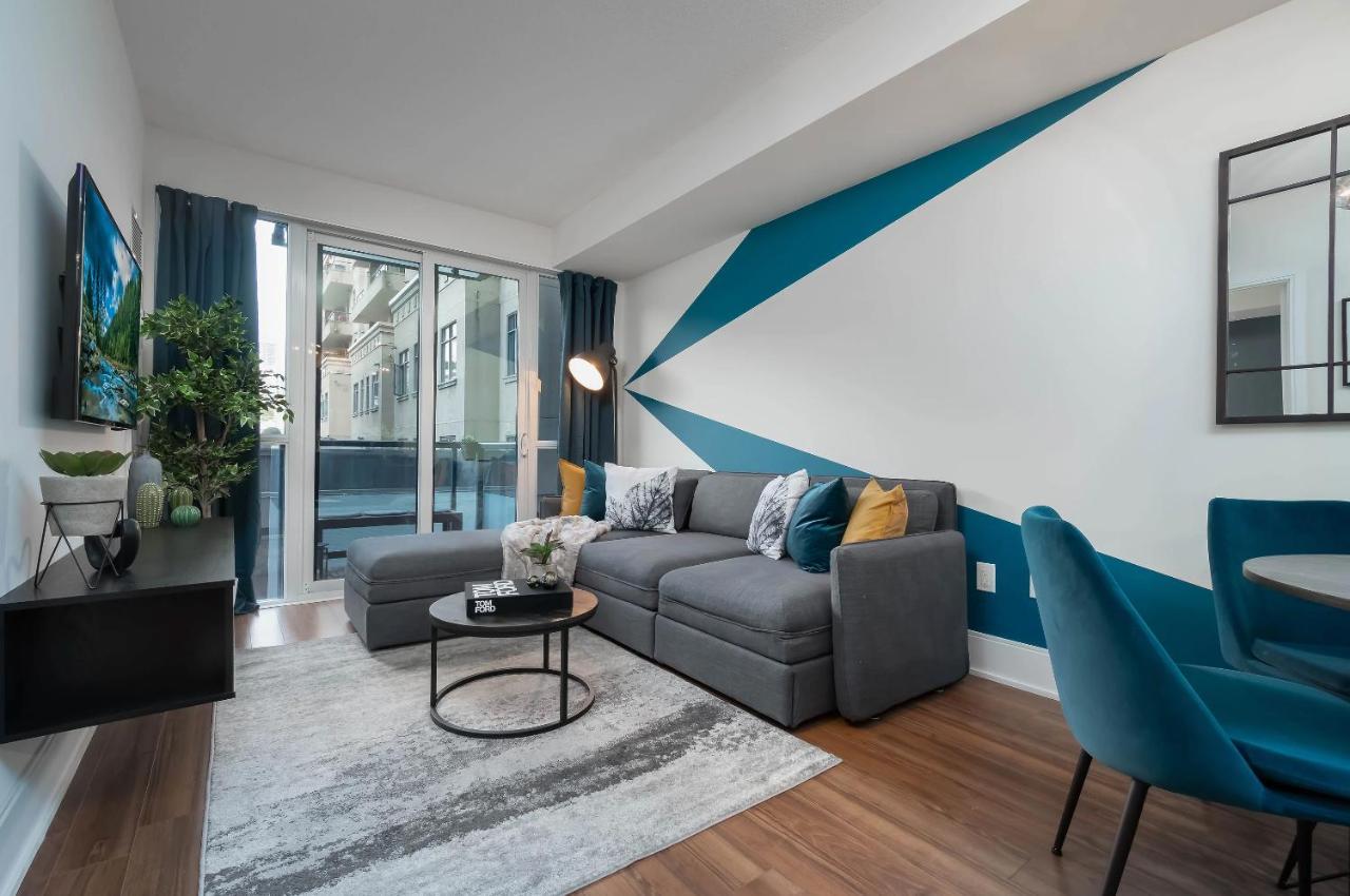Downtown Condo, Entertainment And Financial District Hotel Toronto