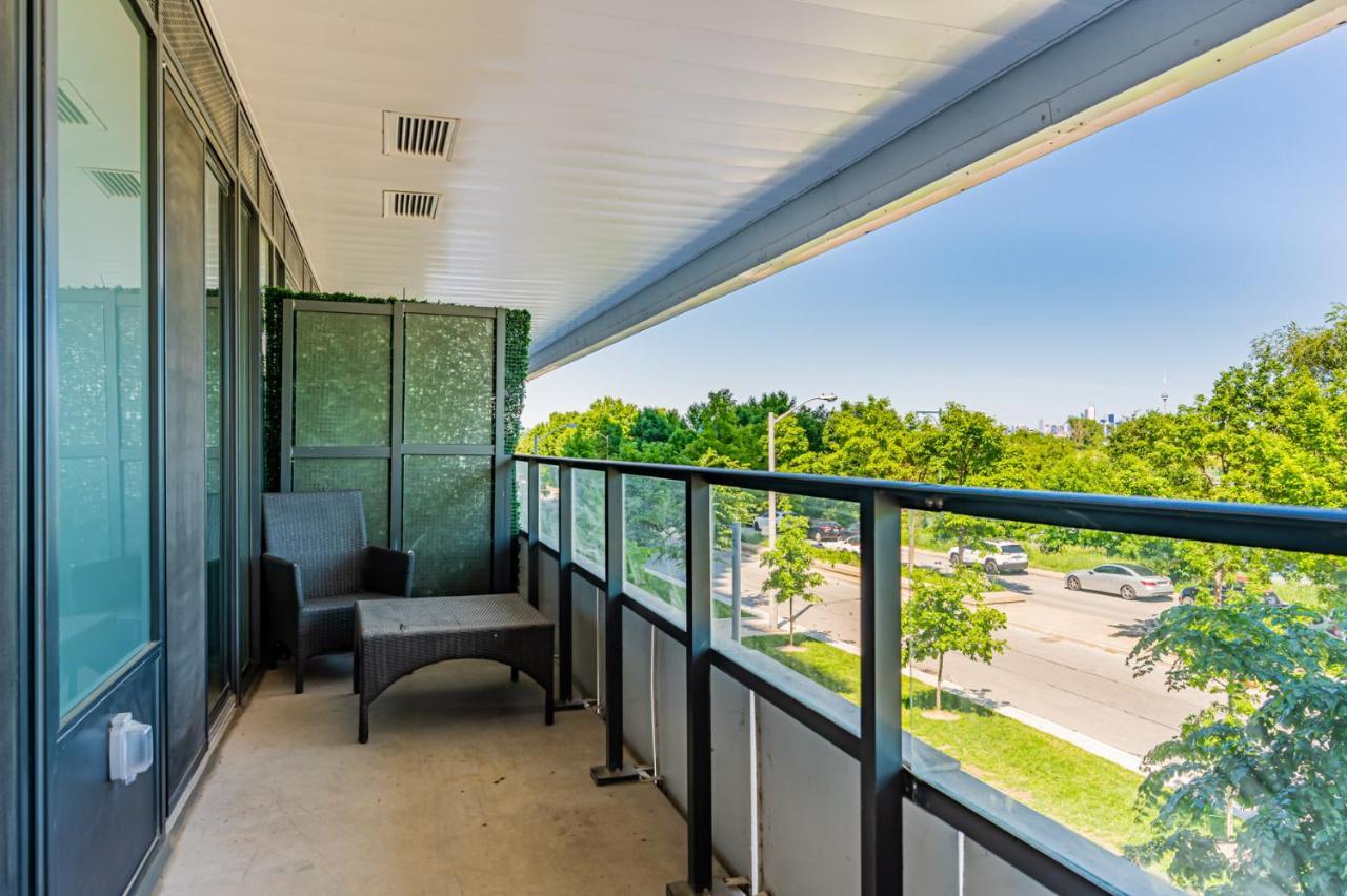 In Parklawn & Lake Shore With Free Parking Close To Airport Apartment Toronto