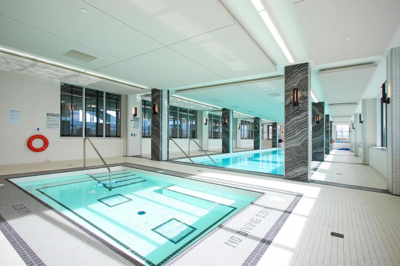In Parklawn & Lake Shore With Free Parking Close To Airport Apartment Toronto