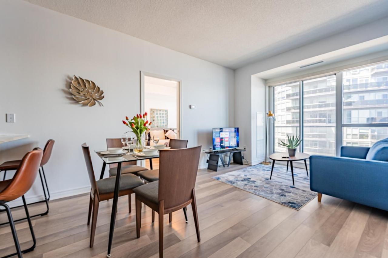 In Parklawn & Lake Shore With Free Parking Close To Airport Toronto