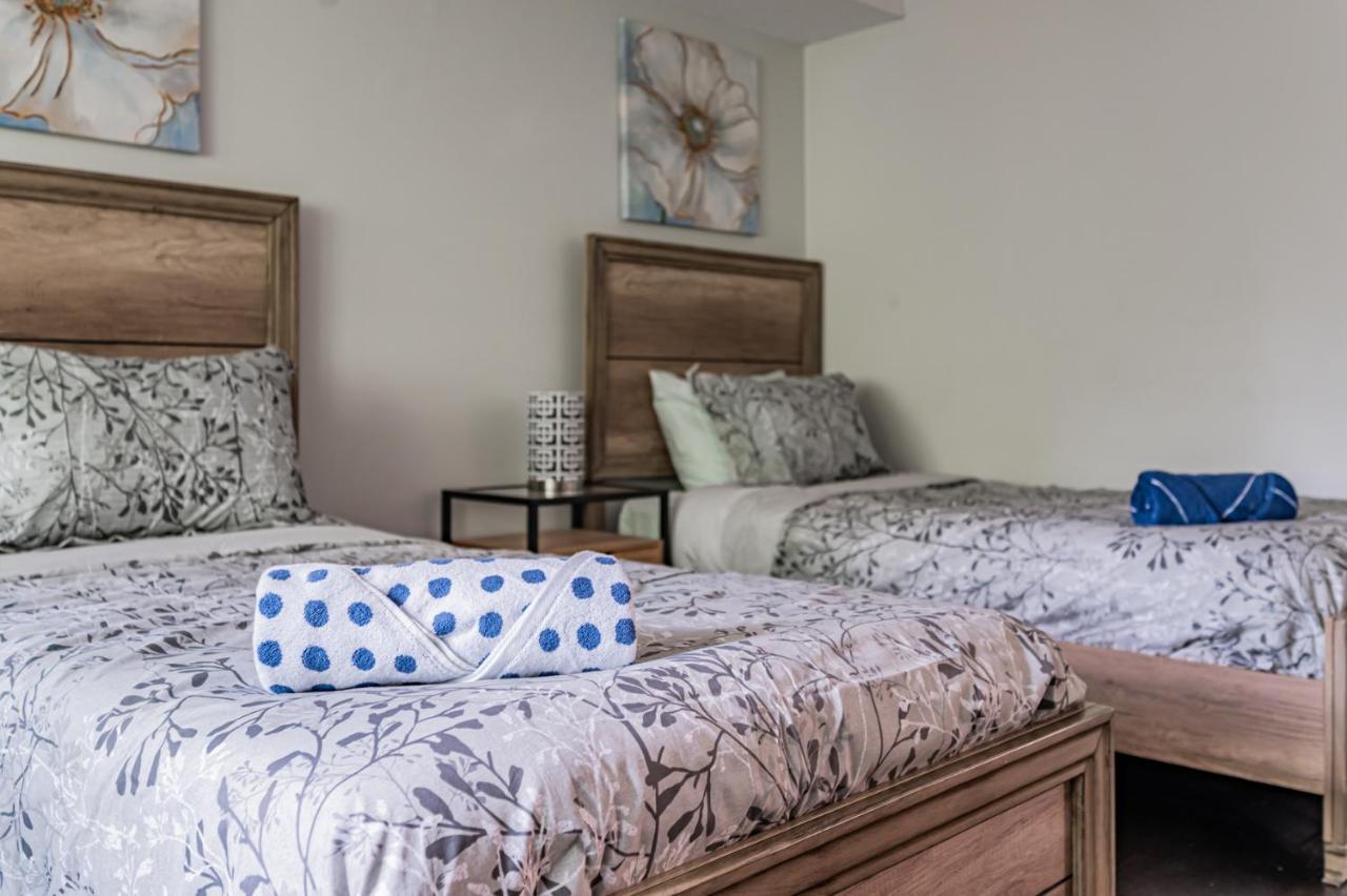 Apartment Lovely In Downtown Core Toronto