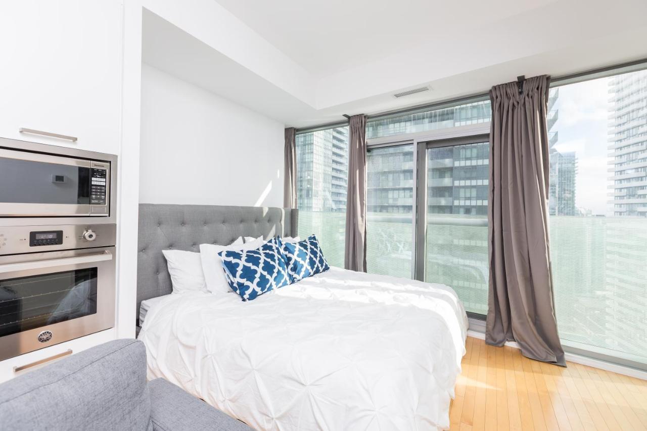 Downtown Condo, Entertainment And Financial District Hotel