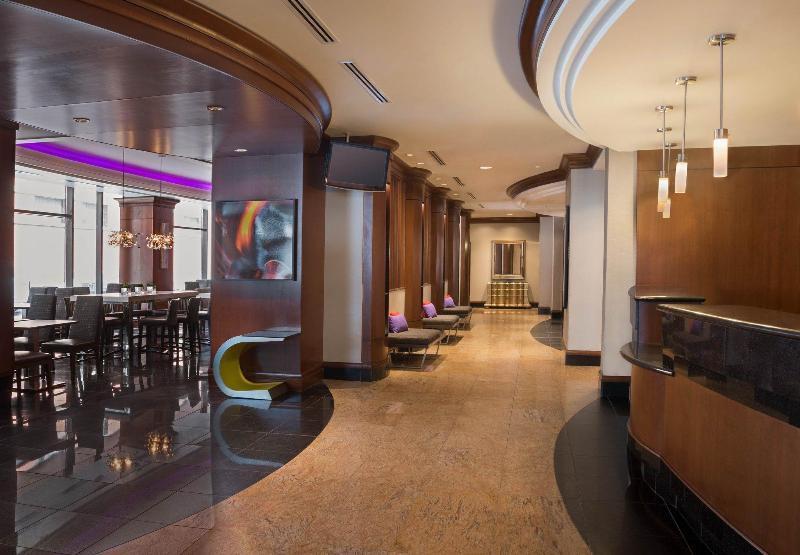 Hotel By Marriott Downtown / Entertainment District Toronto