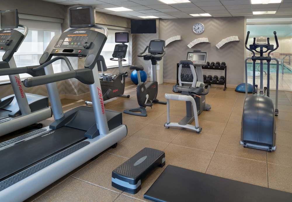 Hotel By Marriott Downtown / Entertainment District 4*