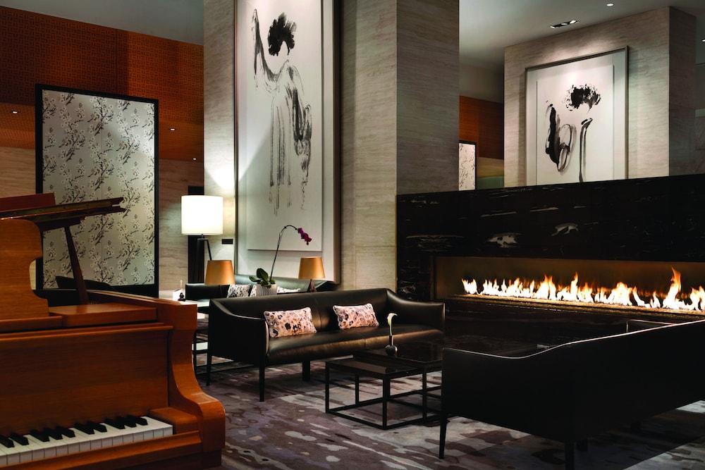 Hotel Shangri-la