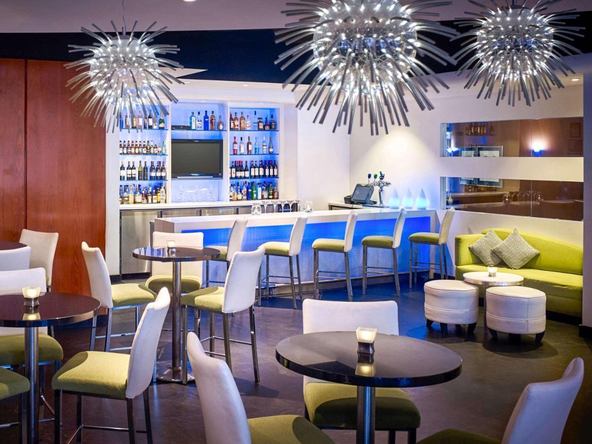 Hotel Novotel North York 3*