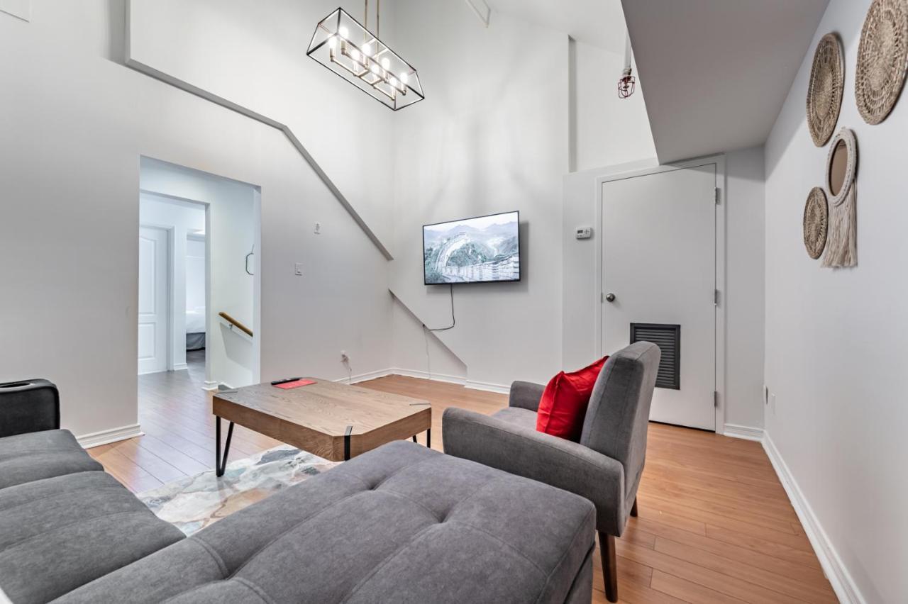 Downtown Townhomes *