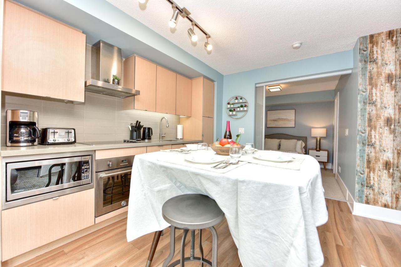 Apartment 300 West *