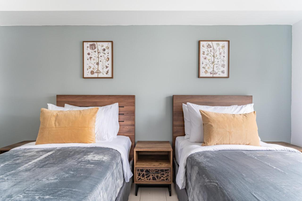 Downtown Townhomes Apartment