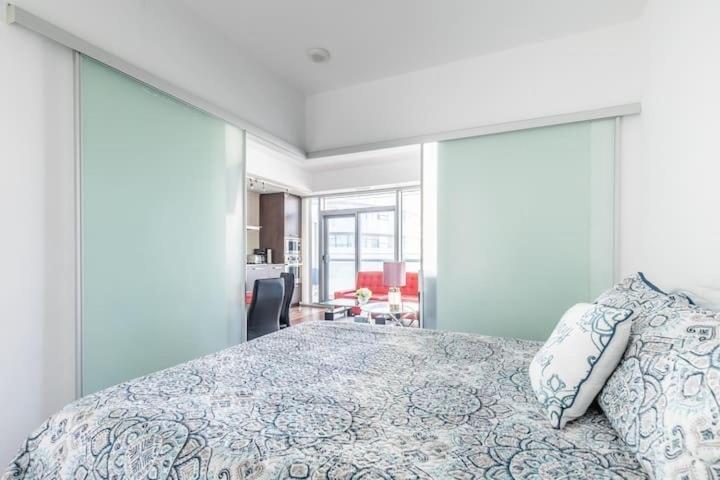 Comfort Opulence Suites Downtown High Floor With Balcony View