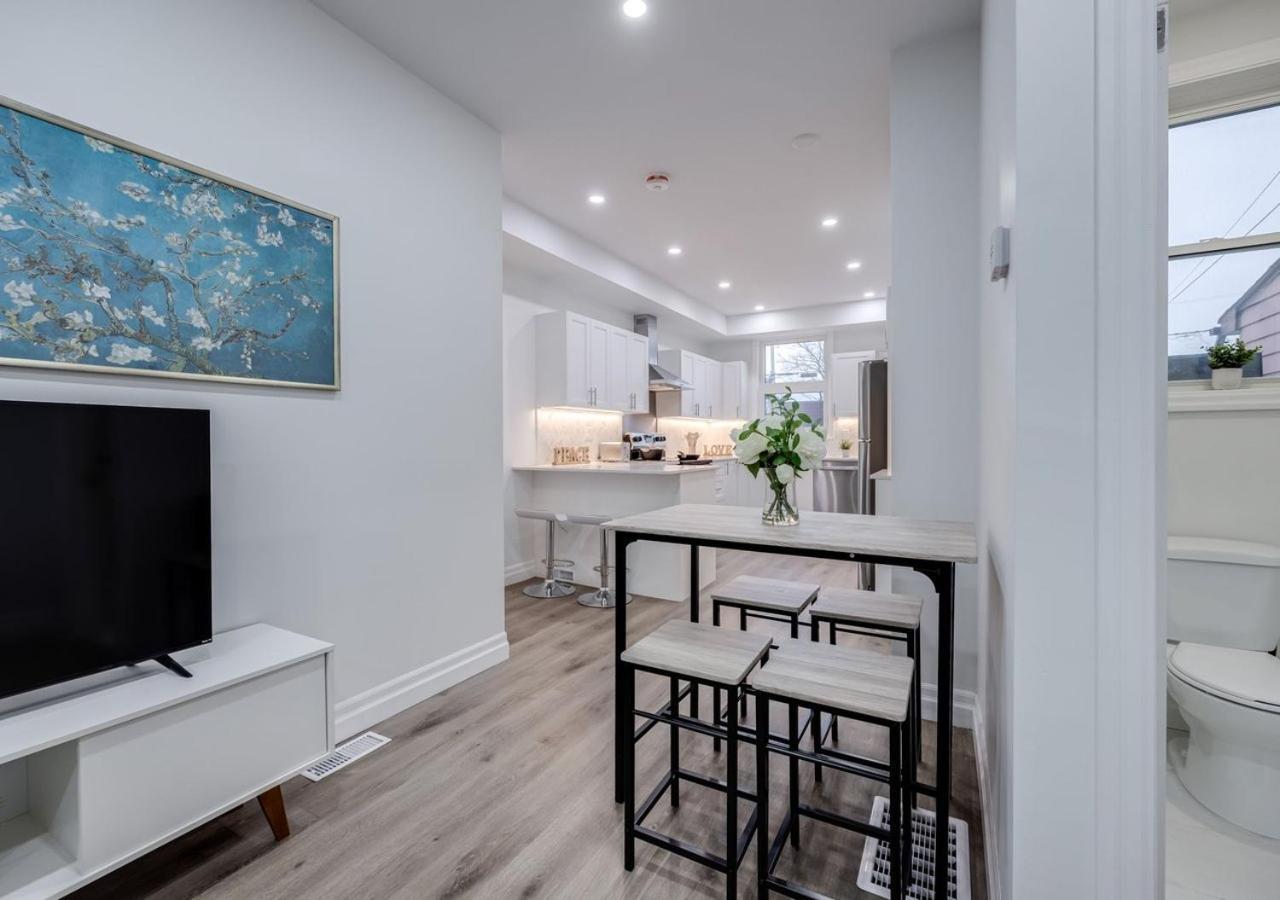 Fresh 3br In Junction Area Wfh Setup Backyard * Toronto