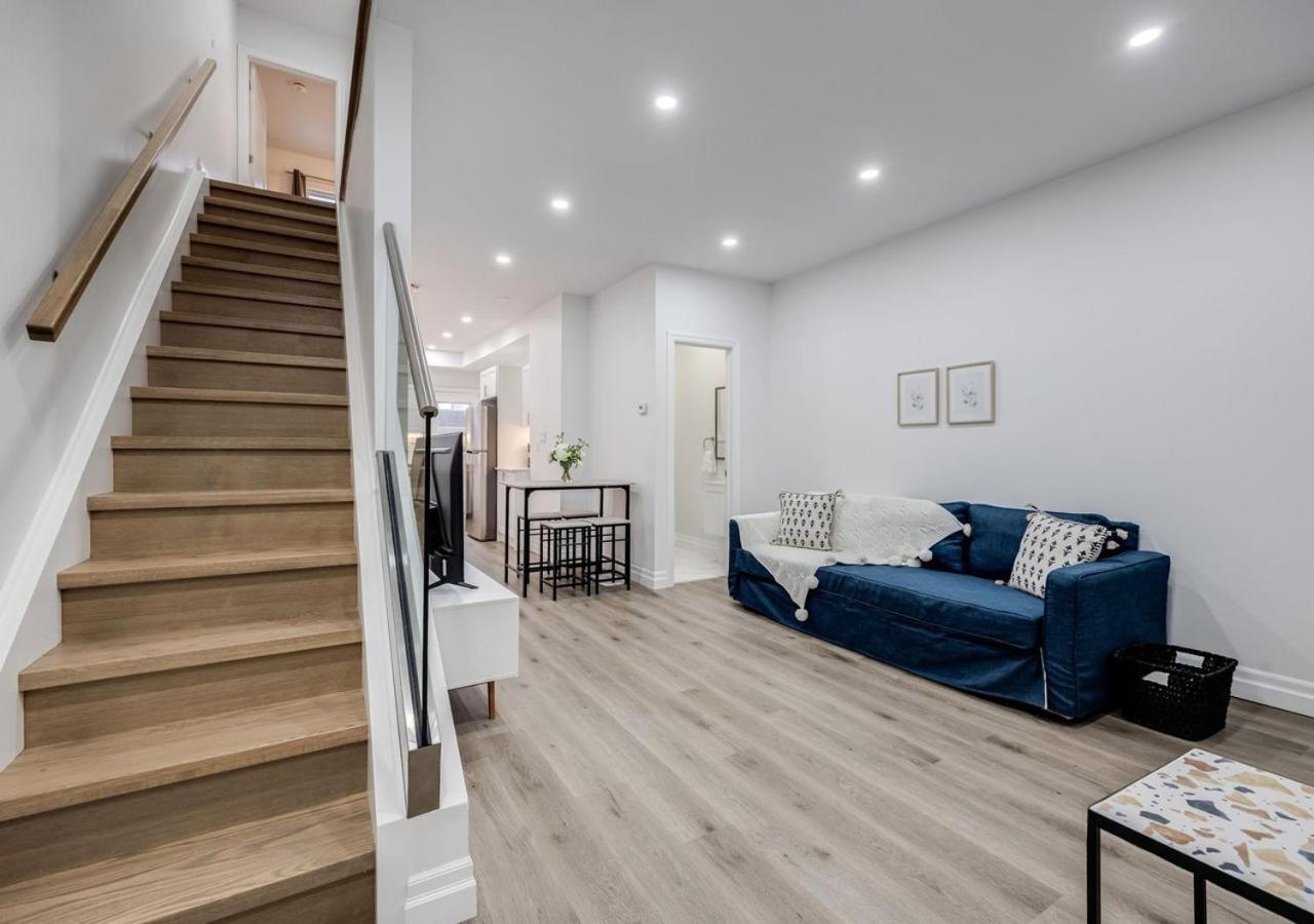 Ferienhaus Fresh 3br In Junction Area Wfh Setup Backyard Toronto