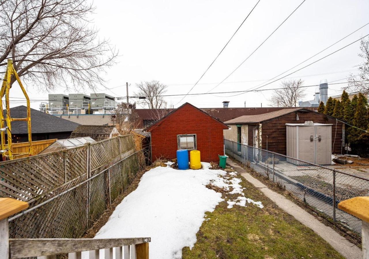 Ferienhaus Fresh 3br In Junction Area Wfh Setup Backyard