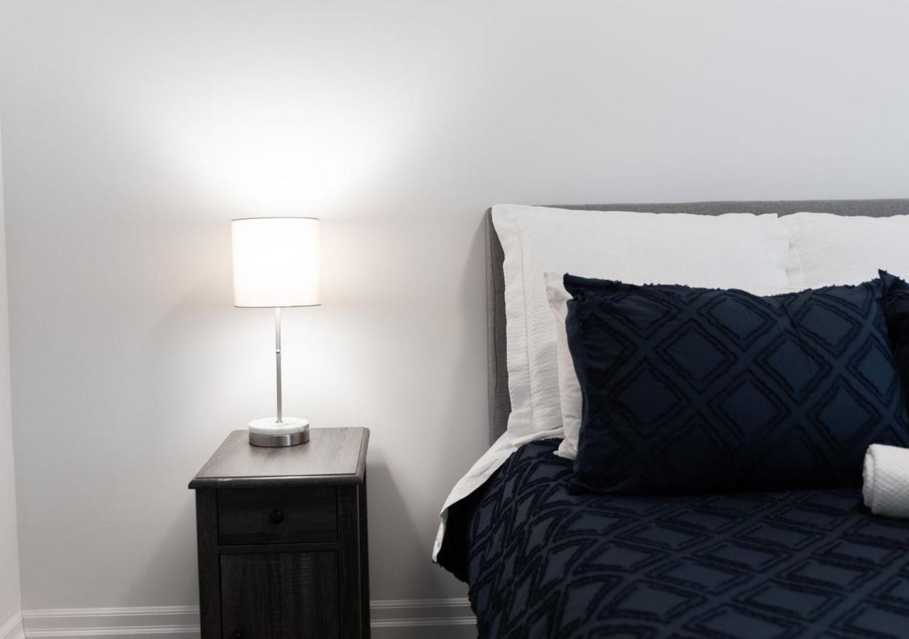 Fresh 3br In Junction Area Wfh Setup Backyard Ferienhaus