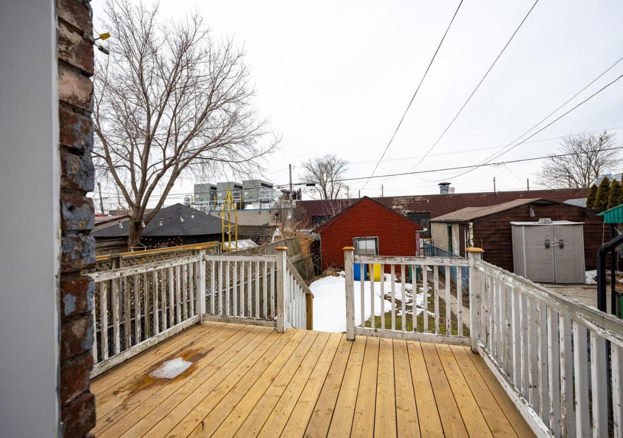Fresh 3br In Junction Area Wfh Setup Backyard Toronto