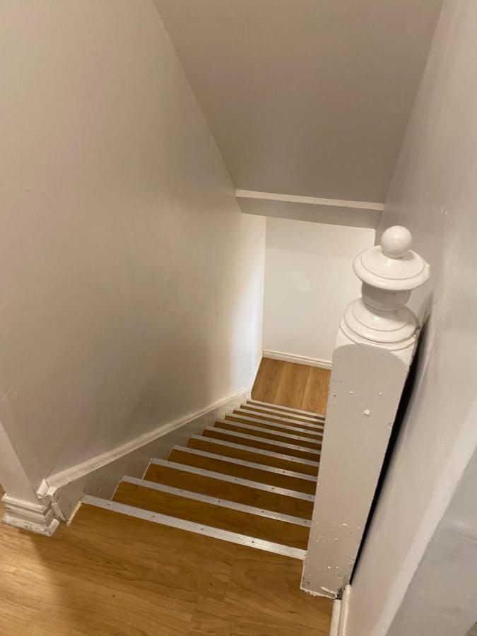 Guest house Quad With Private Bathroom 536a-two Bedrooms Toronto