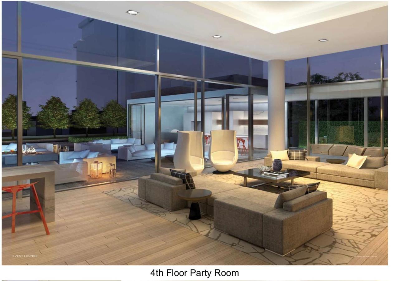 Two Br Two Br Study Yorkville Toronto