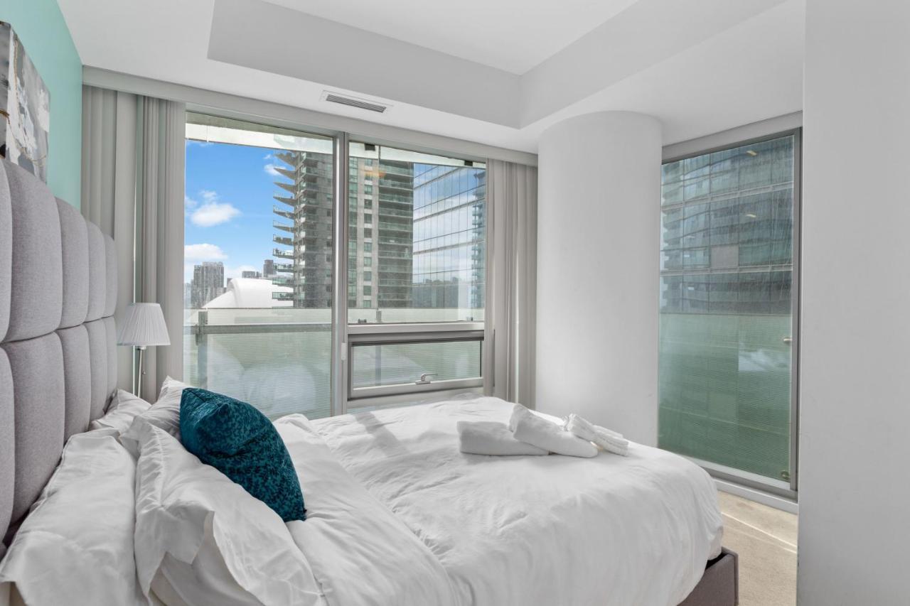 Downtown Suites * Toronto