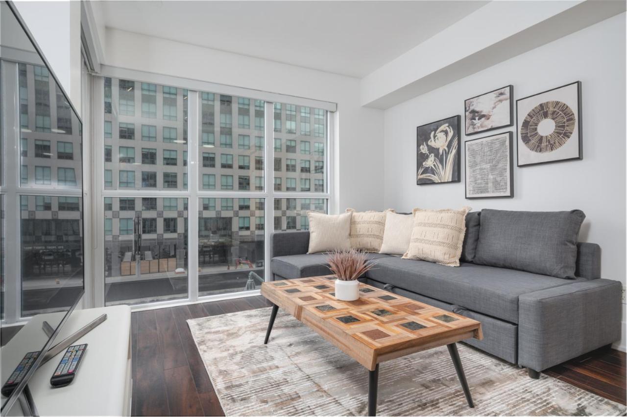 Apartment 300 West *