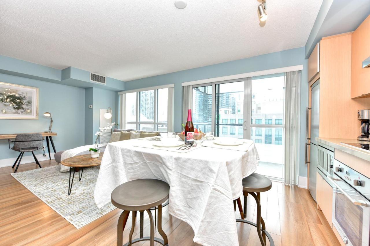 300 West Apartment Toronto