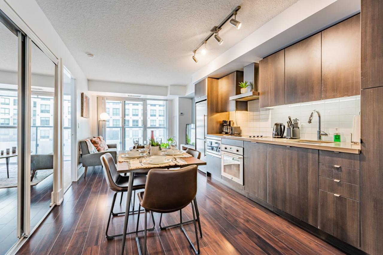 Apartment 300 West *