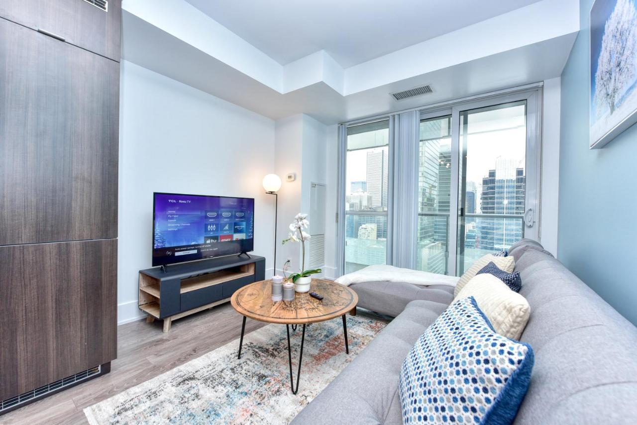 300 West * Toronto