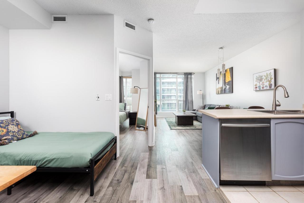 Modern & Spacious 2 Bed Across From Lakeshore!