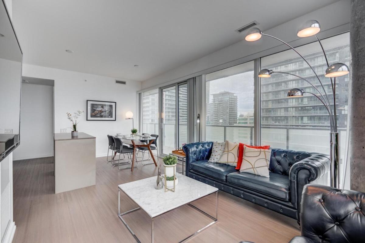 Apartment Luxury By Cn Tower