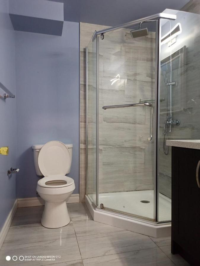 Stb - Cozy Nest - Double Bedroom With Private Washroom Guest house