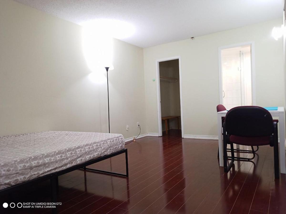 Stb - Cozy Nest - Double Bedroom With Private Washroom Guest house