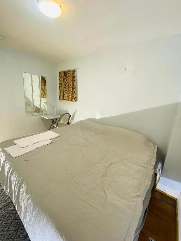 Relax V East York Space Share Canada Guest house Toronto