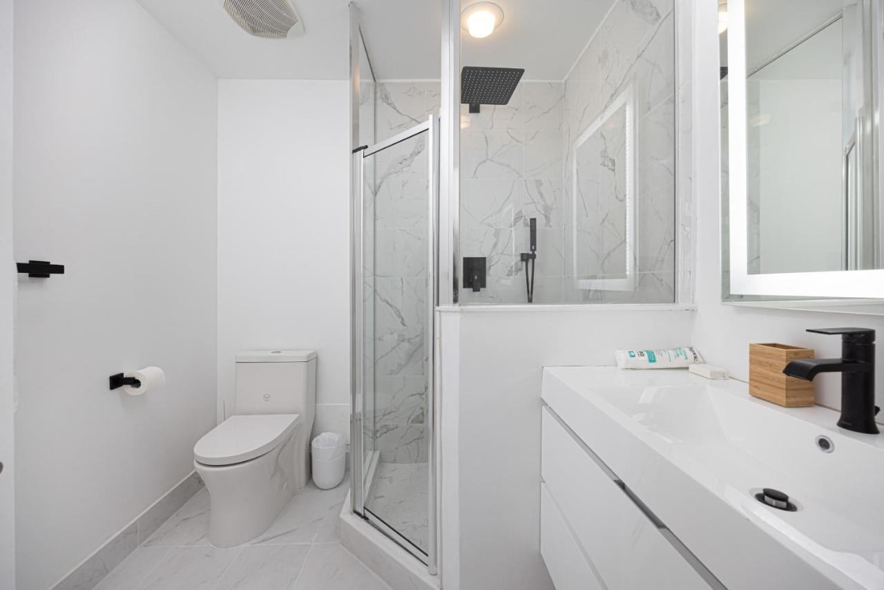 Newly Renovated Cozy Condo/union Station Homestay