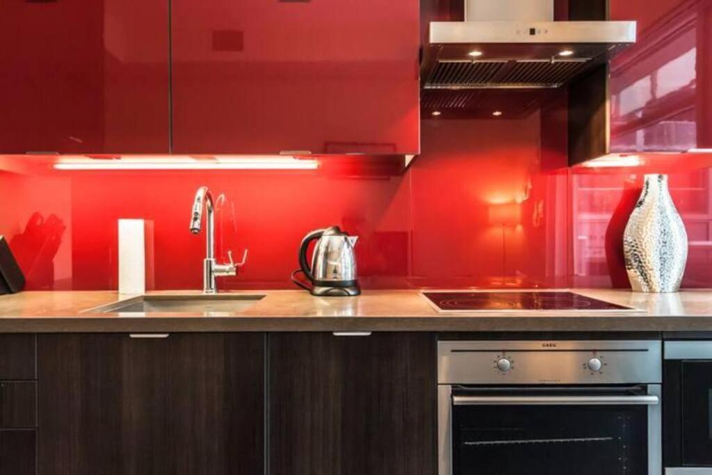 Lifesuites Loft - Cn Tower Apartment *