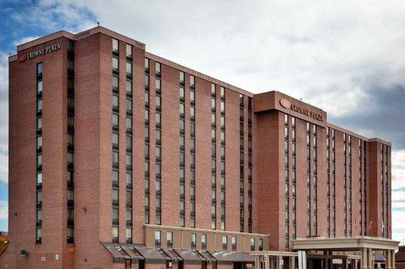 Crowne Plaza Airport By Ihg Hotel Toronto