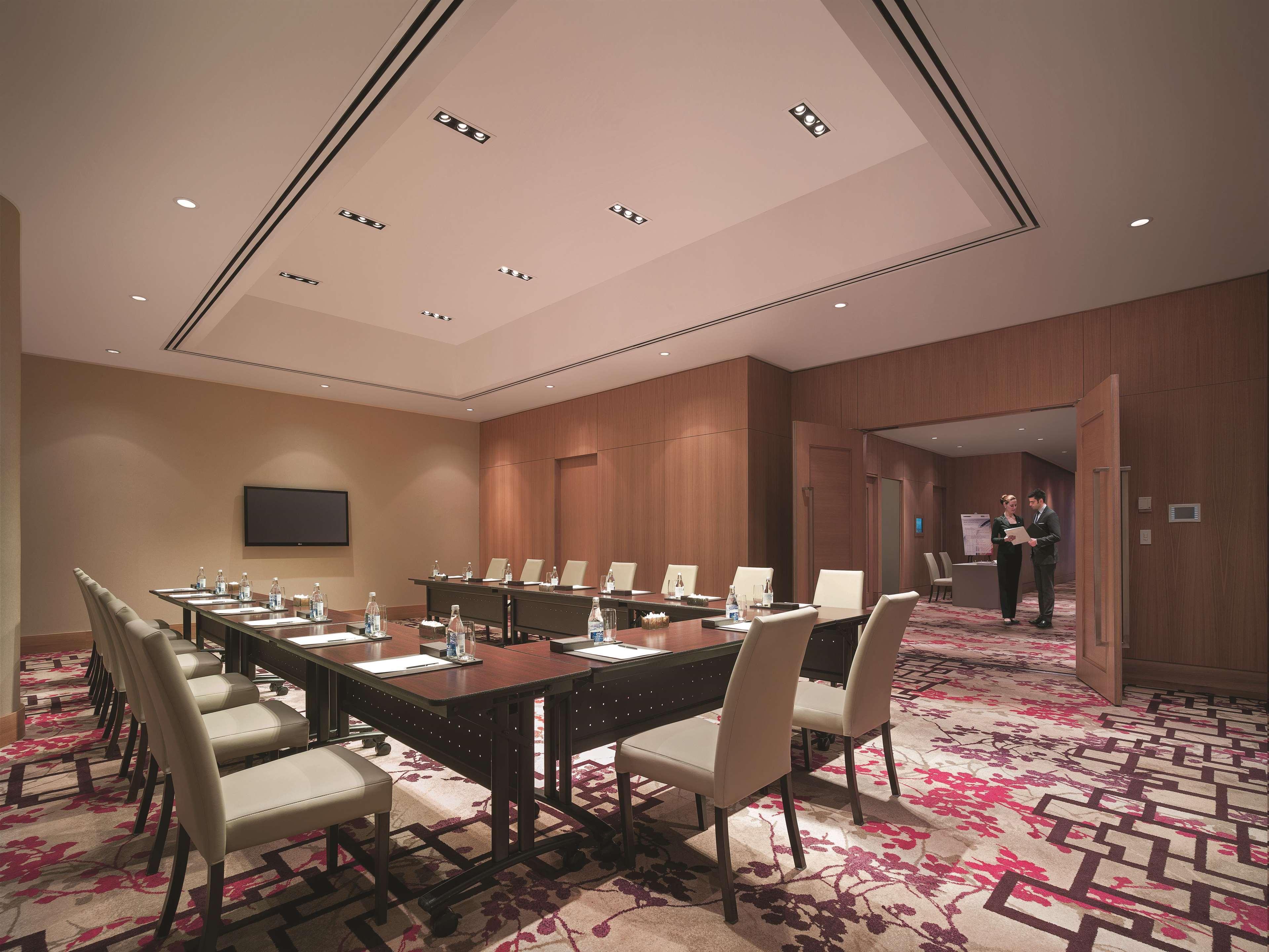 Shangri-la Toronto
