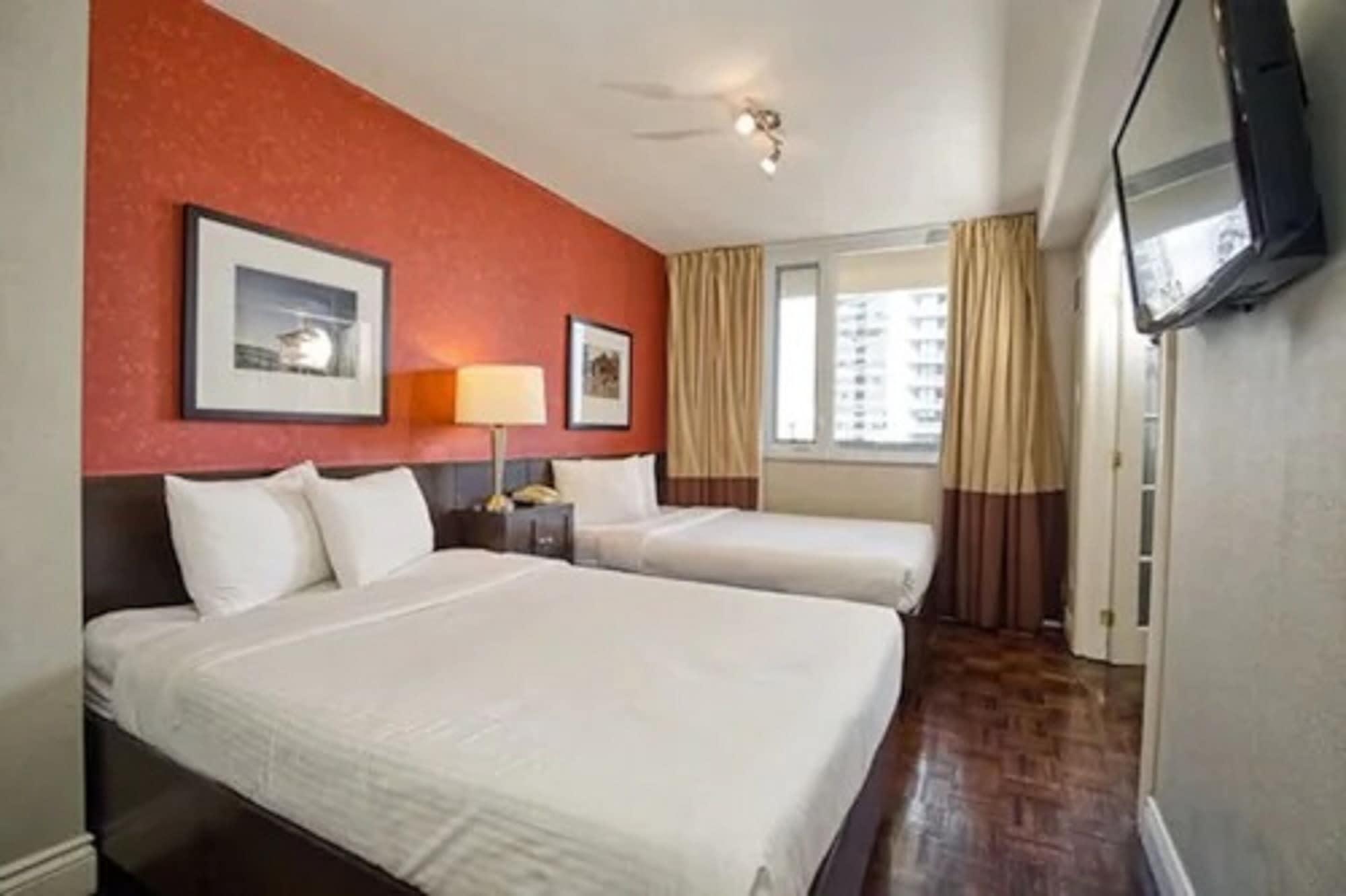 Hotel Town Toronto
