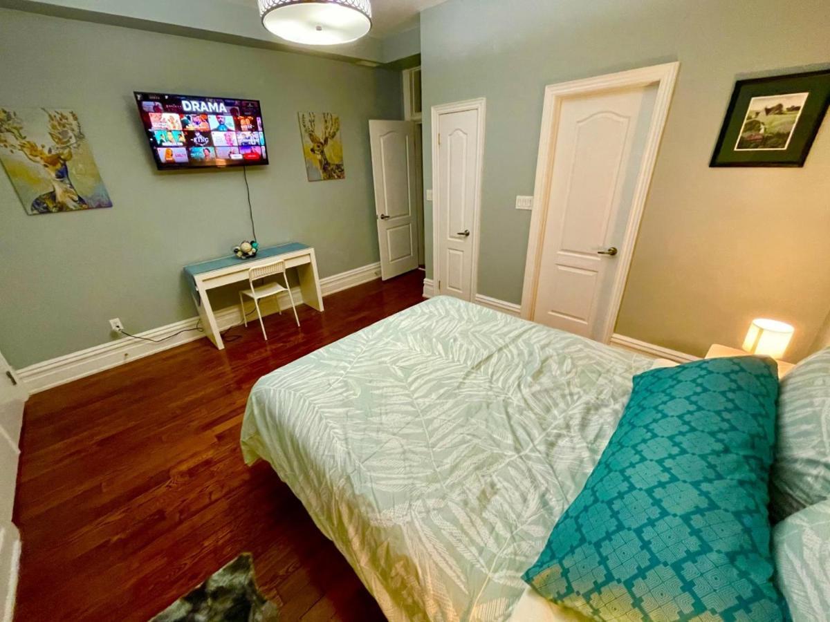 Guest house Charming Townhouse In Downtown, *