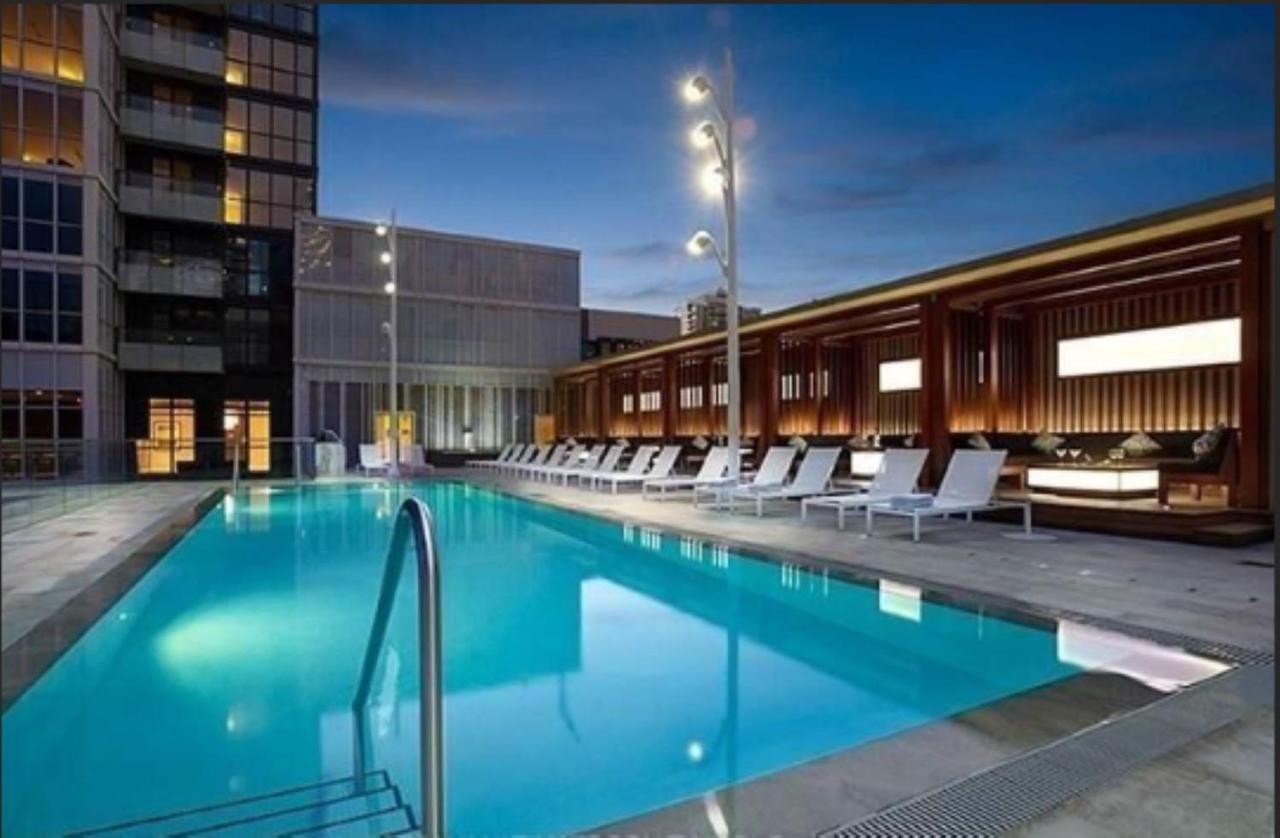 Executive 2 Beds Near Cn Tower, Rogers Centre, Scotia Area, Business District, Entertainment District, Lakeshore Hotel Toronto