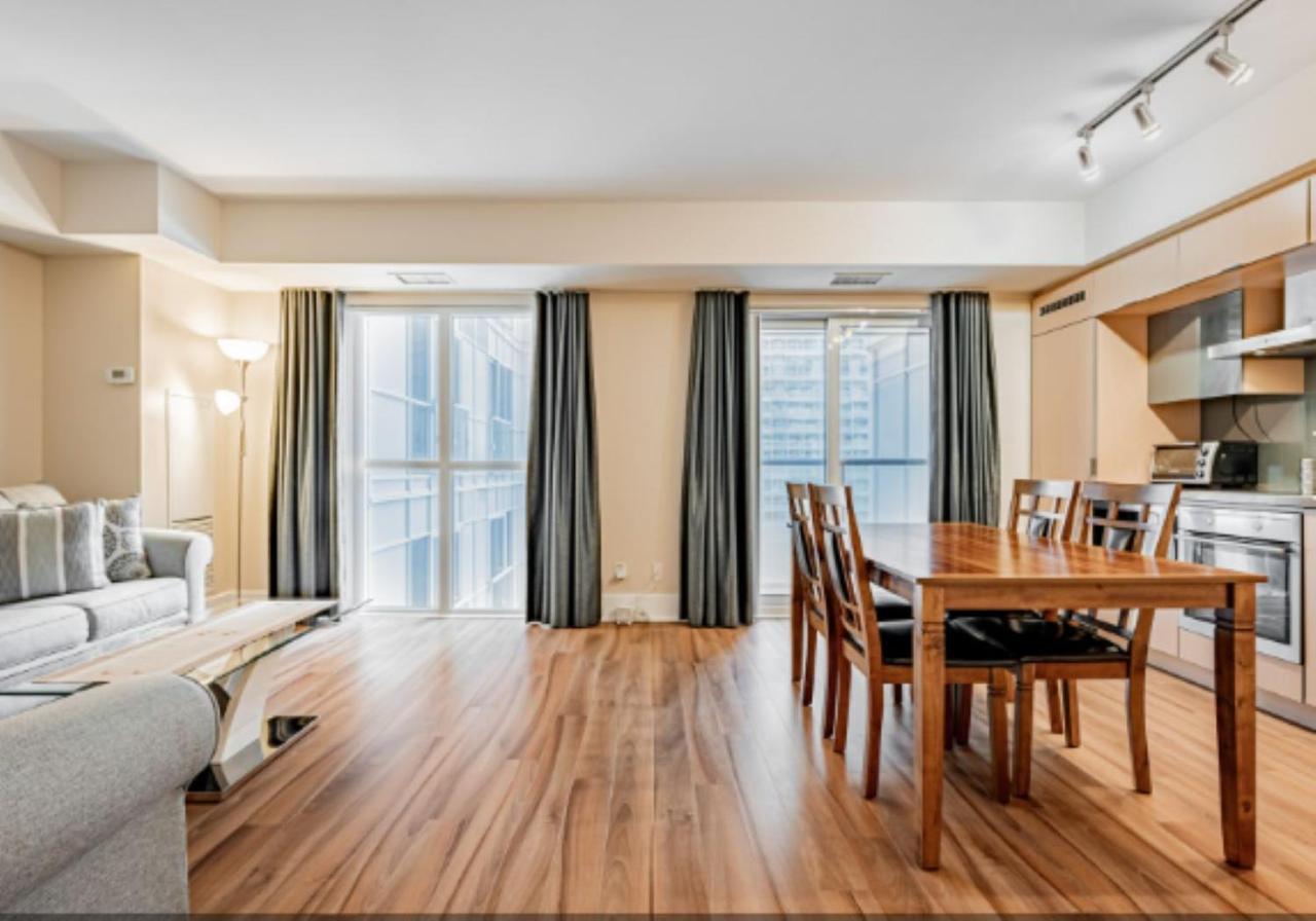 Executive 2 Beds Near Cn Tower, Rogers Centre, Scotia Area, Business District, Entertainment District, Lakeshore Hotel