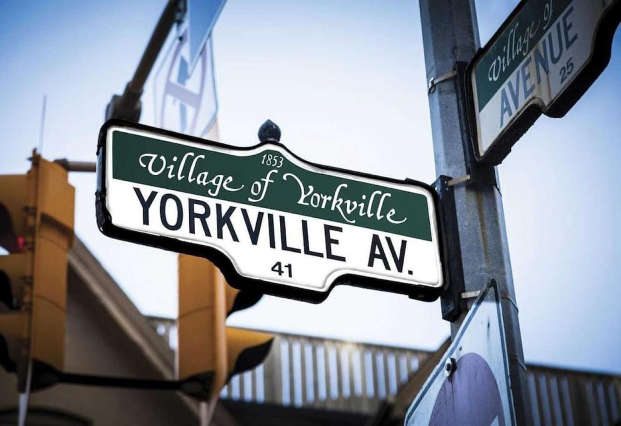 Modern Yorkville 1br 1ba Gym Upscale Area Toronto