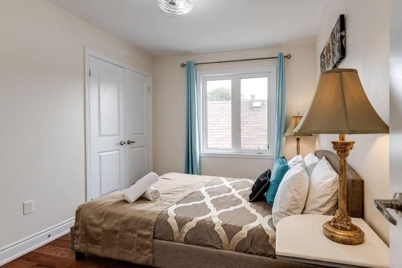 3br Casa Close To Woodbine With Deck Area And Wfh