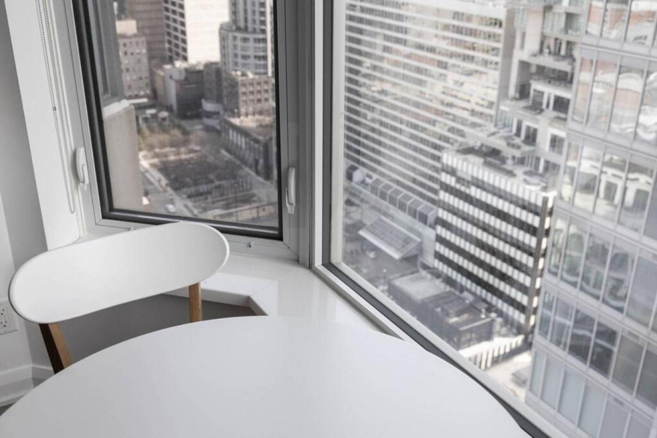 Yorkville Luxe High-end Prime Downtown Location Ferienhaus *
