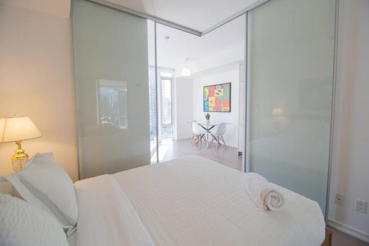 Holiday home Cozy 1 Bedroom Air Mattress Cn Tower Ent District Mtcc Toronto