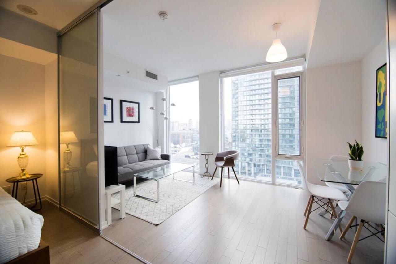 Cozy 1 Bedroom Air Mattress Cn Tower Ent District Mtcc Toronto