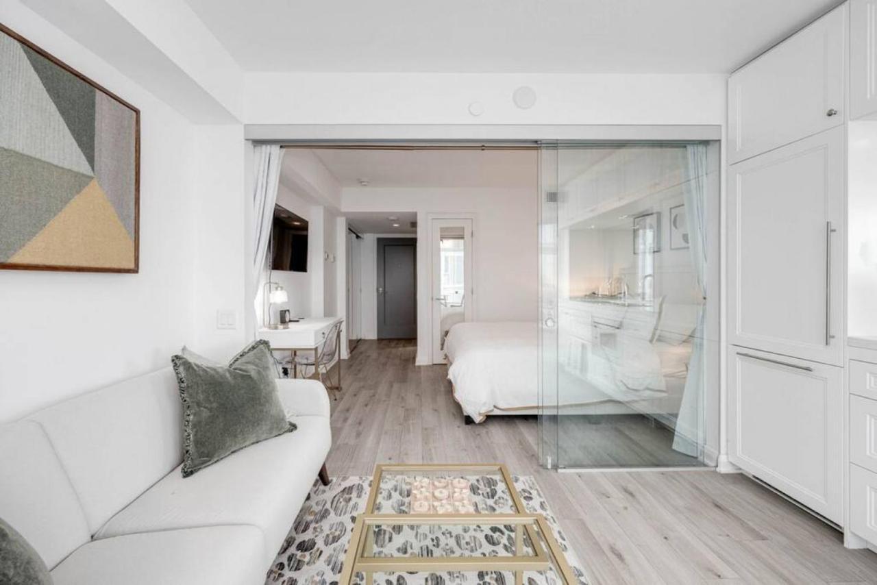 Yorkville Luxe High-end Prime Downtown Location * Toronto