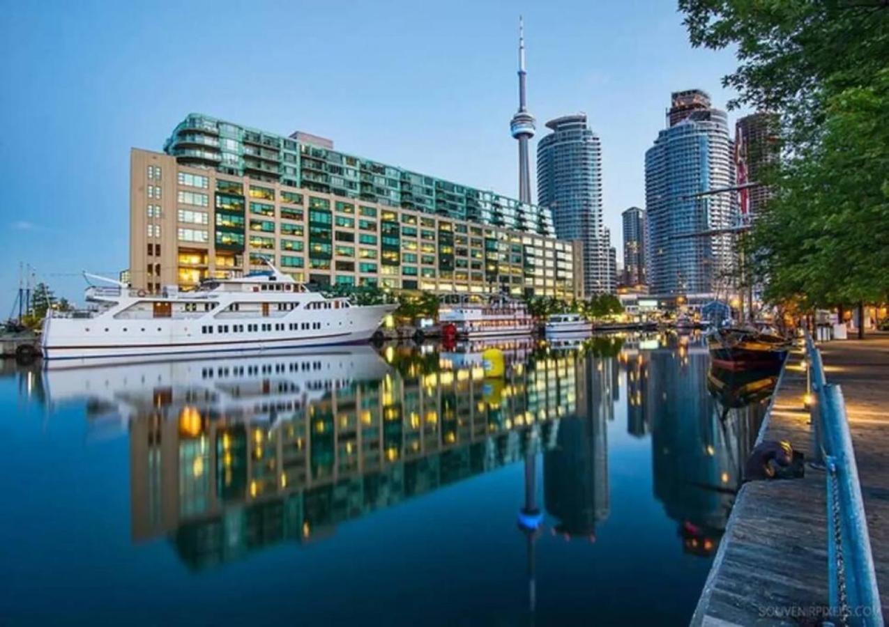 Skyline Waterfront 2br 2ba Wparking Near Mtcc *