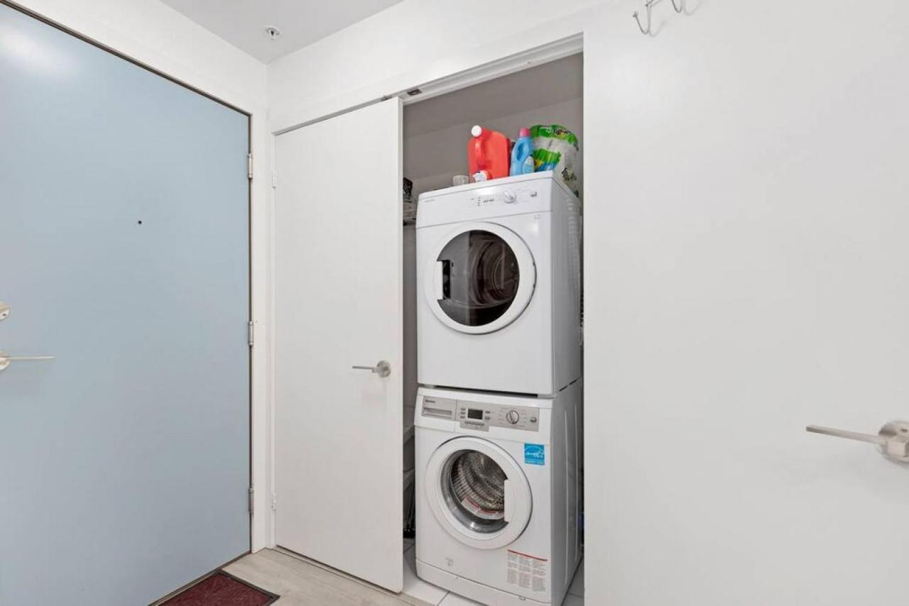 Comfy 2 Bedroom 2 Ba Ent District Work From *