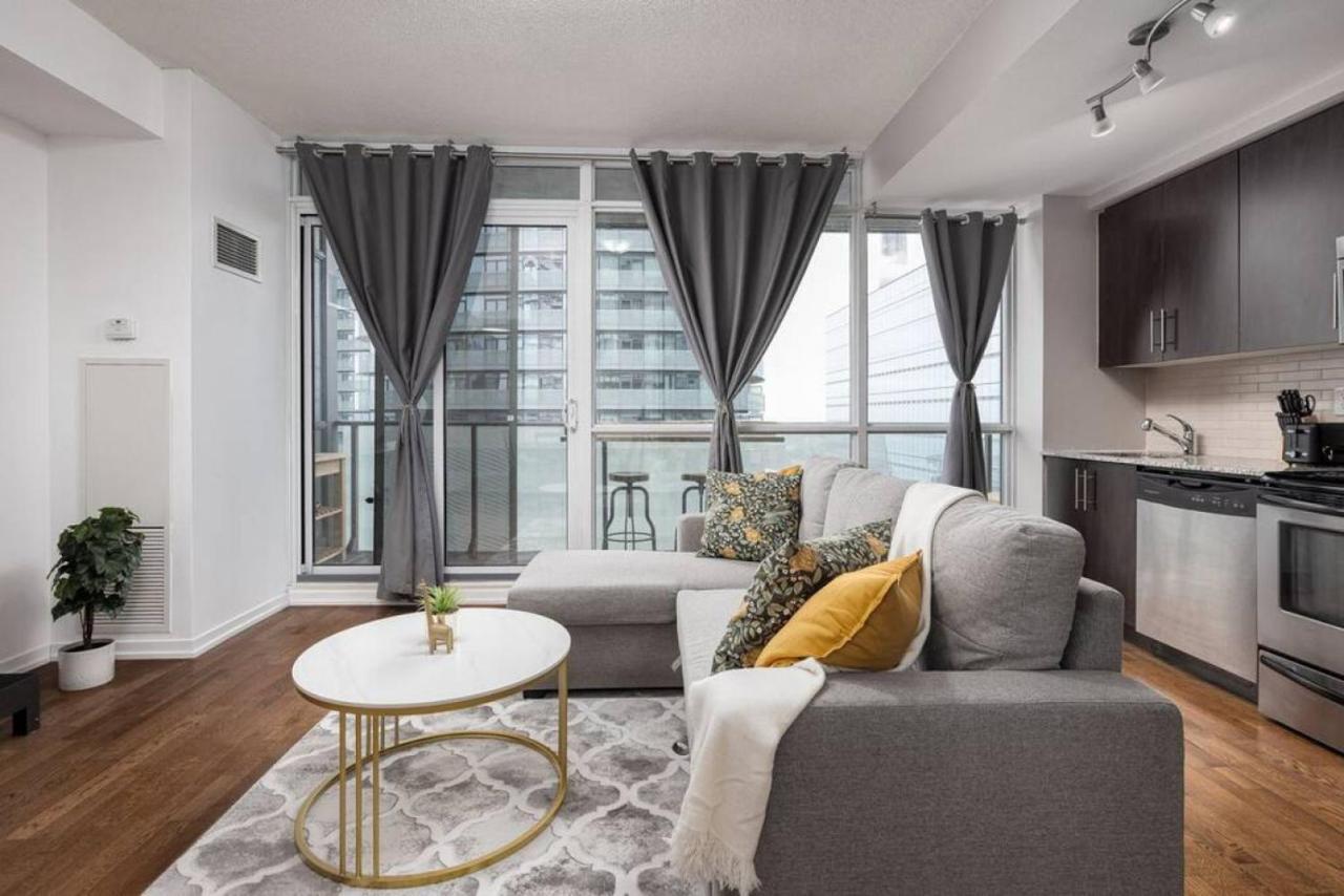 Urban Lifestyle 1br W Cn Tower And View * Toronto