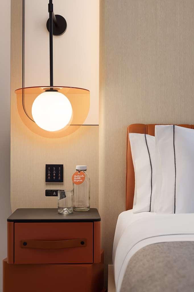 Canopy By Hilton Yorkville 4* Toronto